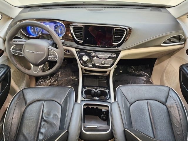 Used 2023 Chrysler Pacifica Limited with VIN 2C4RC1GG9PR536078 for sale in Clinton, MI