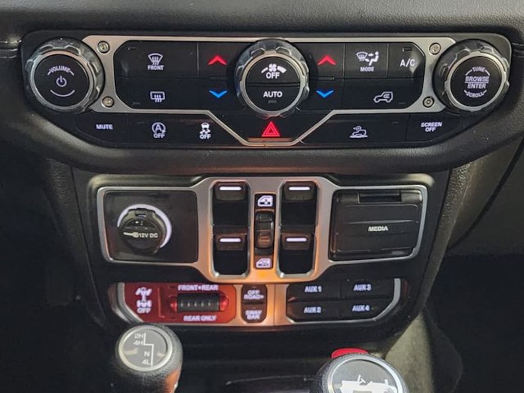 Used 2024 Jeep Wrangler Rubicon SUV