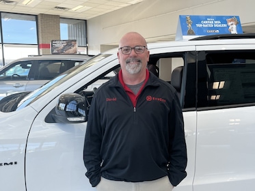 Staff member David Farinha from ID_20e9d313eb3a