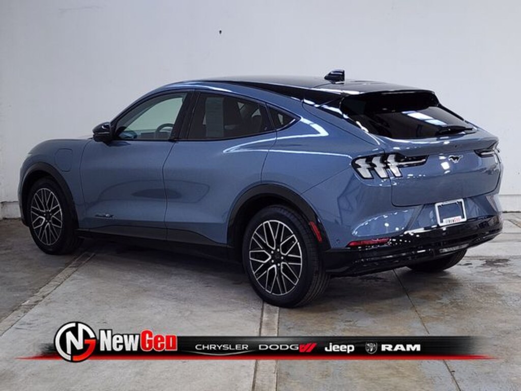 Used 2024 Ford Mustang Mach-E Premium SUV