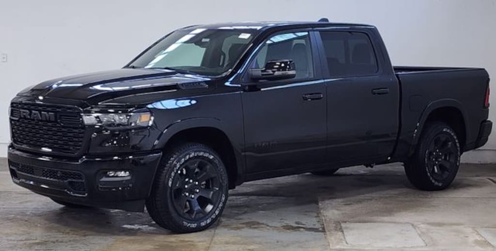 New 2026 Ram 1500 BIG HORN CREW CAB 4X4 5'7 BOX Pickup