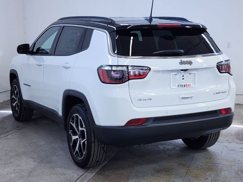 New 2026 Jeep Compass LIMITED 4X4 Sport Utility