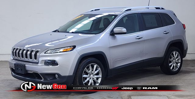 Used 2018 Jeep Cherokee Limited with VIN 1C4PJLDXXJD535268 for sale in Clinton, MI
