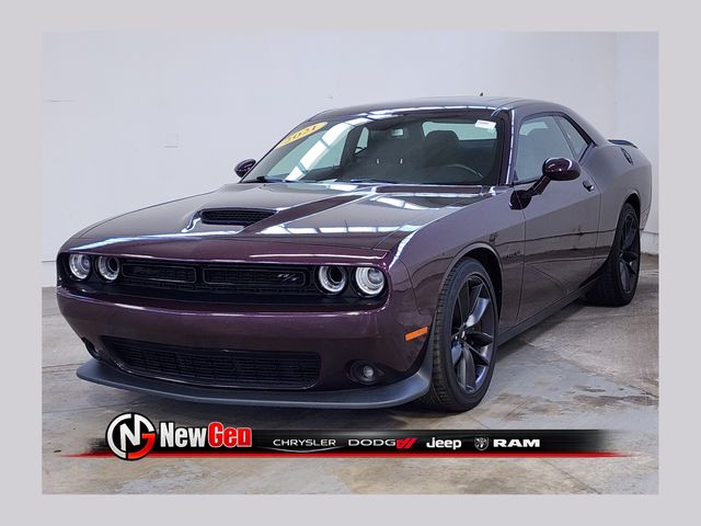 2021 Dodge Challenger R/T's photo