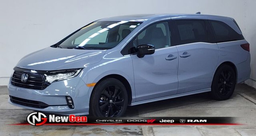 Used 2023 Honda Odyssey Sport Van