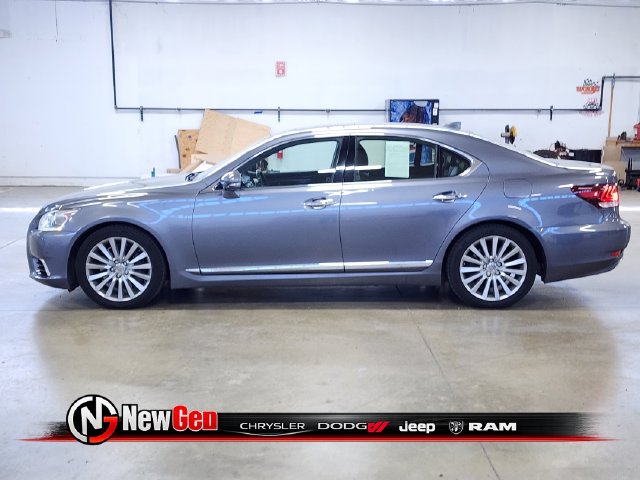 Used 2014 Lexus LS Base with VIN JTHCL5EFXE5019999 for sale in Clinton, MI