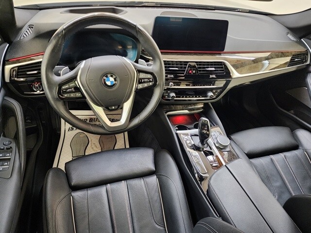 2021 Bmw 530i xDrive photo 3