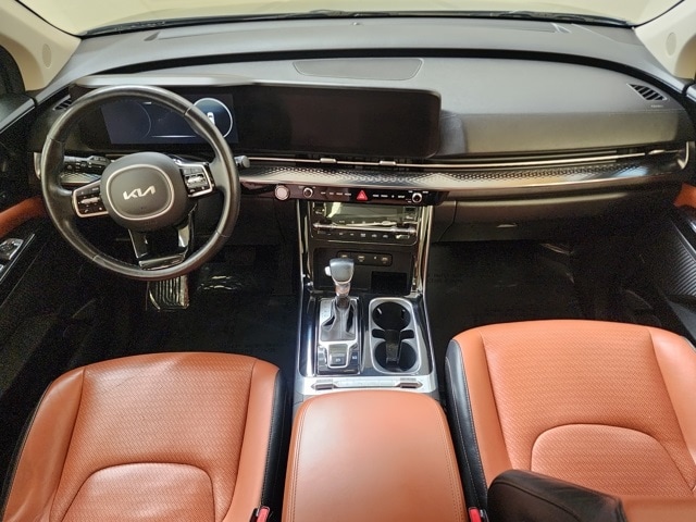 Used 2022 Kia Carnival SX Prestige with VIN KNDNE5H30N6062215 for sale in Clinton, MI