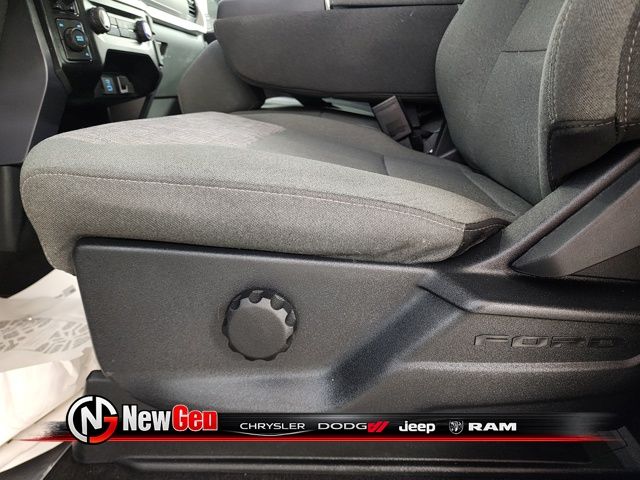 2023 Ford F-150 XLT - Photo 13