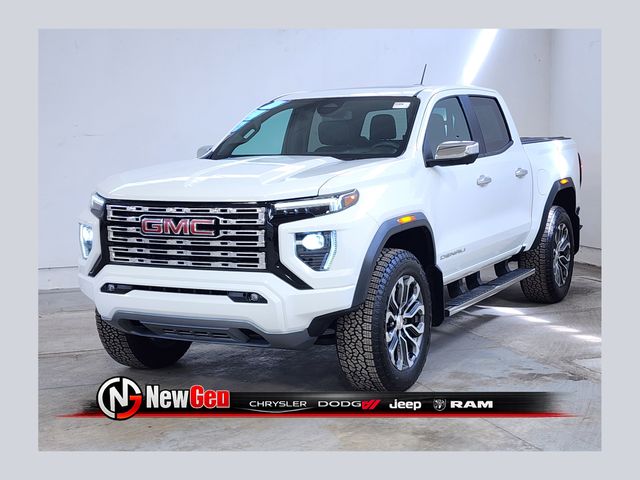 2023 GMC Canyon 4WD Denali Crew Cab Short Box's photo