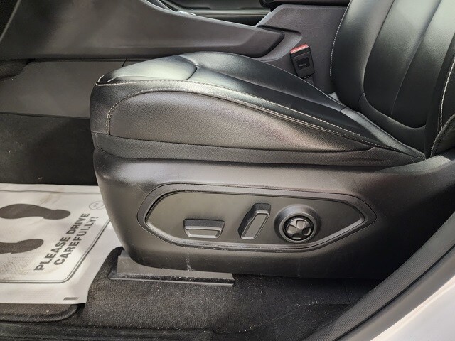 2024 Jeep Grand Cherokee Limited photo 2