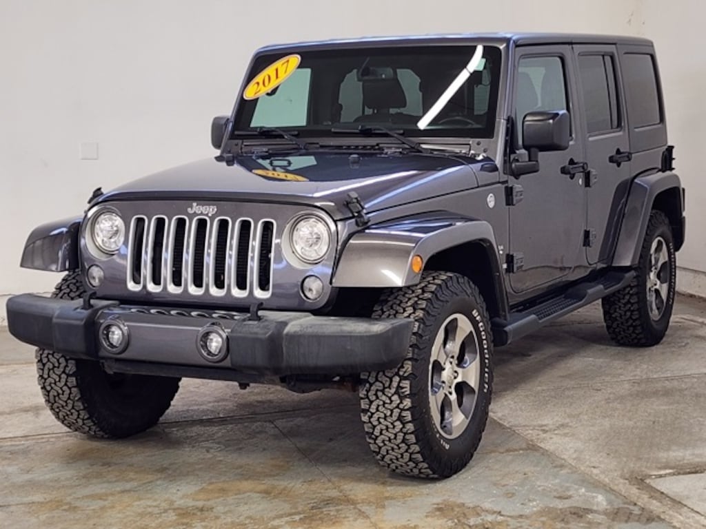Used 2017 Jeep Wrangler JK Unlimited Sahara 4x4 SUV