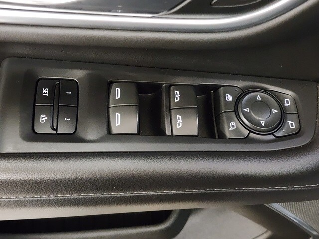 2021 Chevrolet Tahoe Z71 photo 4