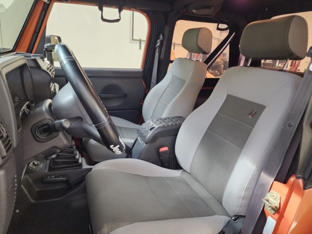 Used 2002 Jeep Wrangler X SUV