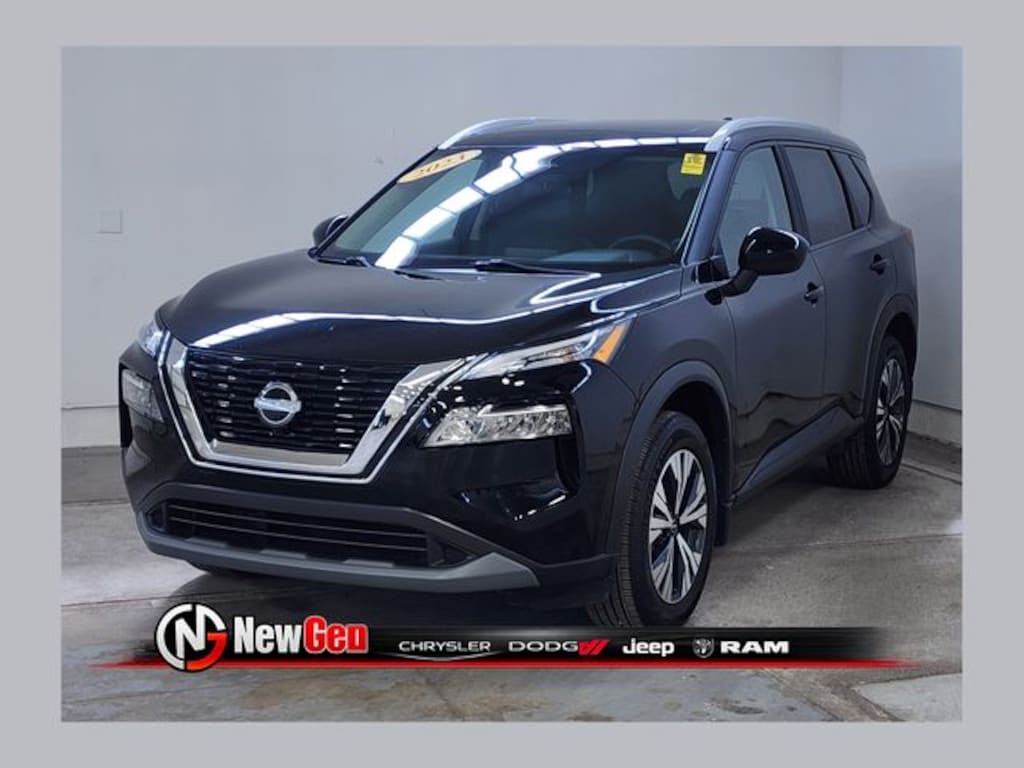 Used 2023 Nissan Rogue SV SUV