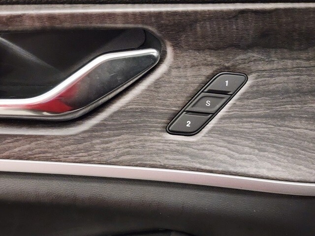 2024 Jeep Grand Cherokee Limited photo 3