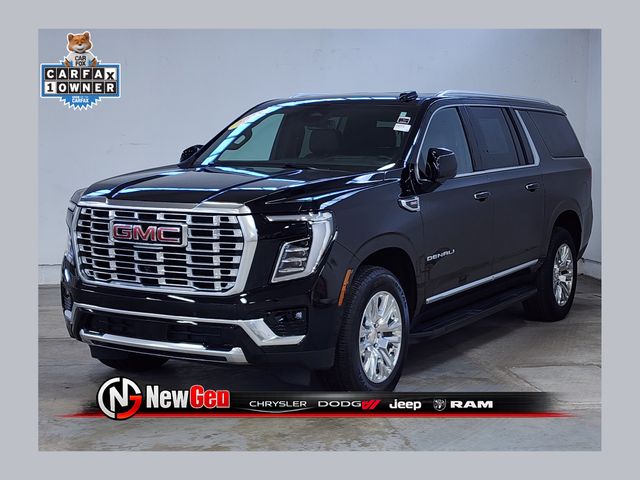 2025 GMC Yukon Denali AWD's photo
