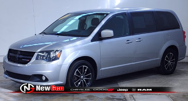 Used 2018 Dodge Grand Caravan SE Plus with VIN 2C4RDGBG2JR220827 for sale in Clinton, MI