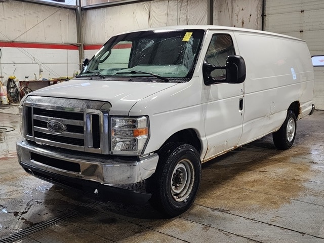 2013 Ford E-Series Econoline Van Commercial's photo