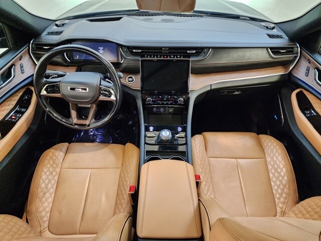 2021 Jeep Grand Cherokee L Summit photo 2
