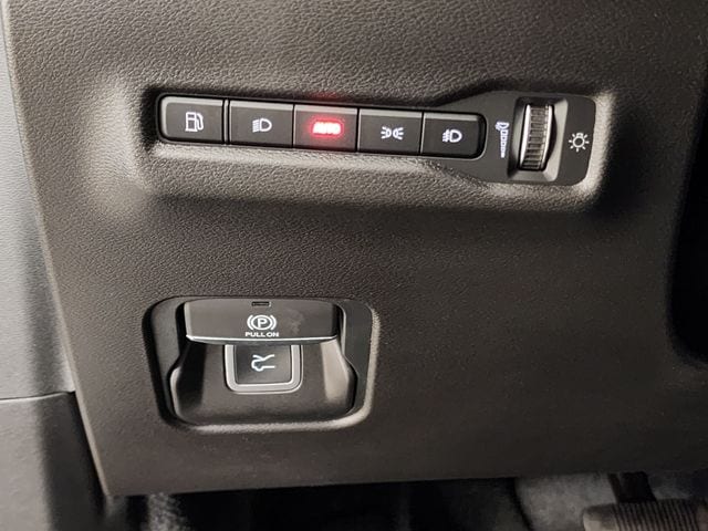 2026 Jeep Cherokee Laredo - Photo 13