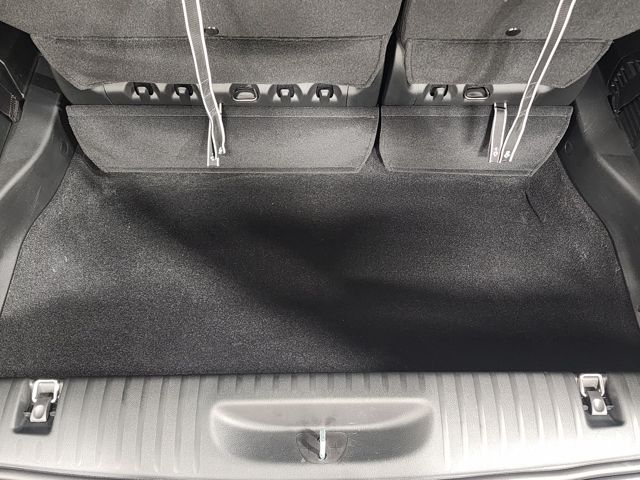 2026 Chrysler Pacifica Select - Photo 44