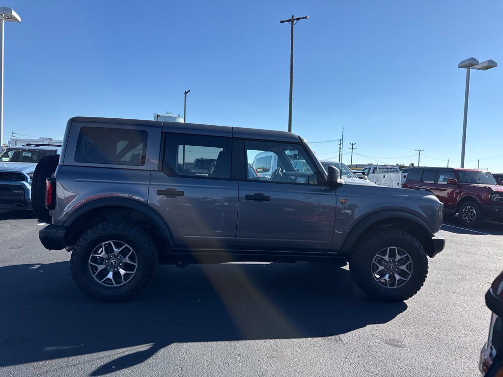 Used 2025 Ford Bronco Badlands SUV