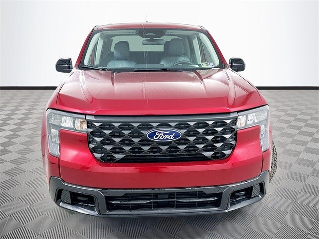 2025 Ford Maverick XLT photo 2