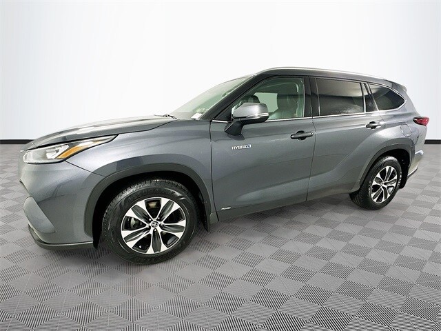 2020 Toyota Highlander Hybrid XLE photo 4