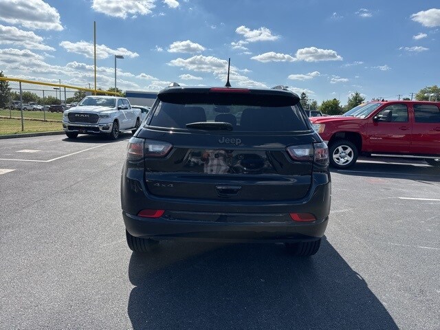 2024 Jeep Compass Limited photo 3