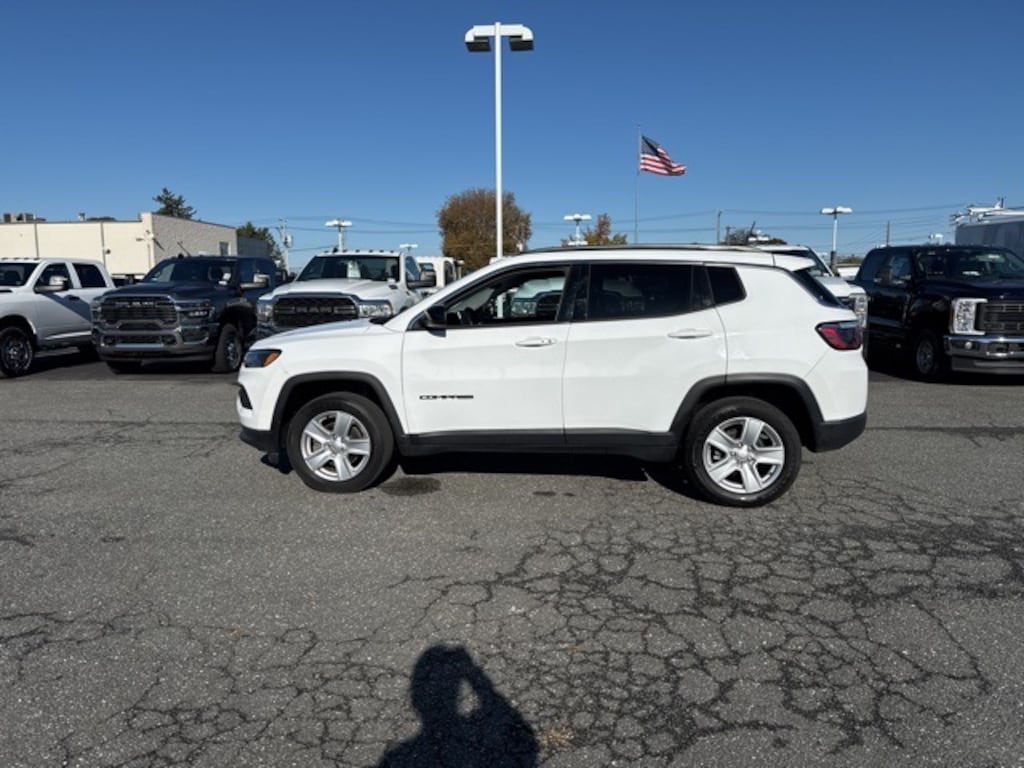 Used 2022 Jeep Compass Latitude SUV