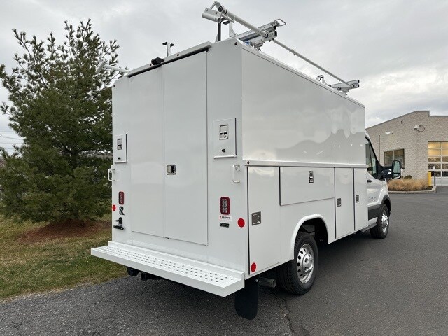 2024 Ford Transit photo 4