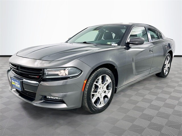 2015 Dodge Charger SXT photo 3