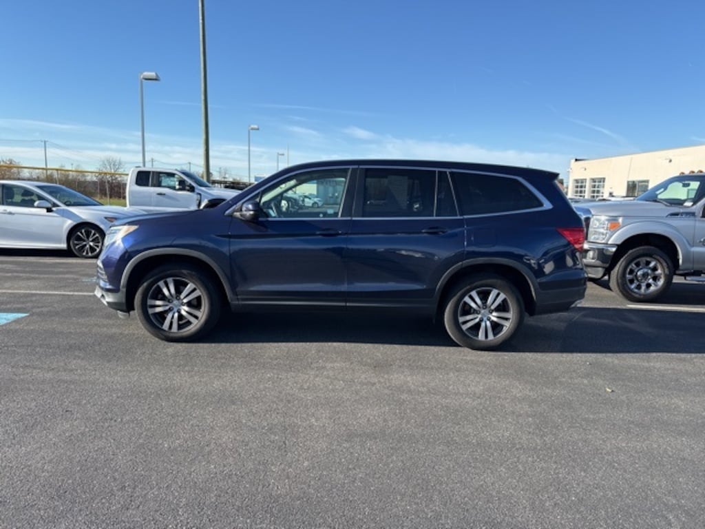 Certified 2017 Honda Pilot EX SUV