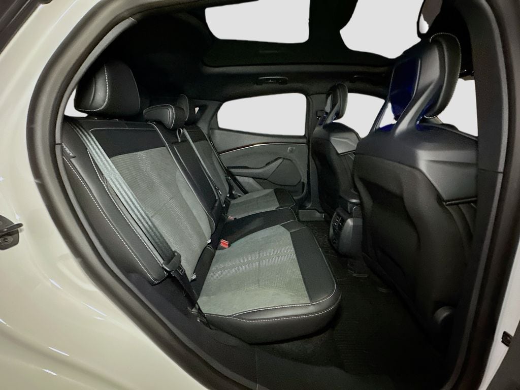 2025 Ford Mustang Mach-E GT - Photo 33