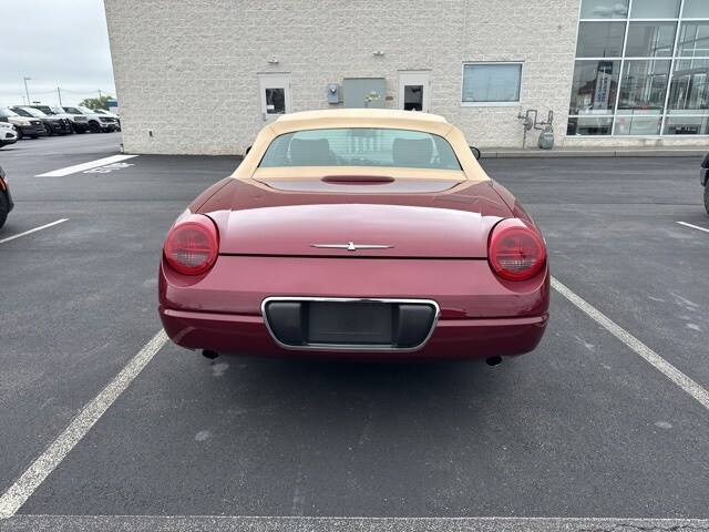 2004 Ford Thunderbird Base photo 3
