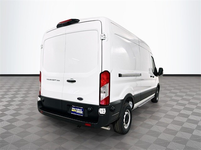 2025 Ford Transit photo 2