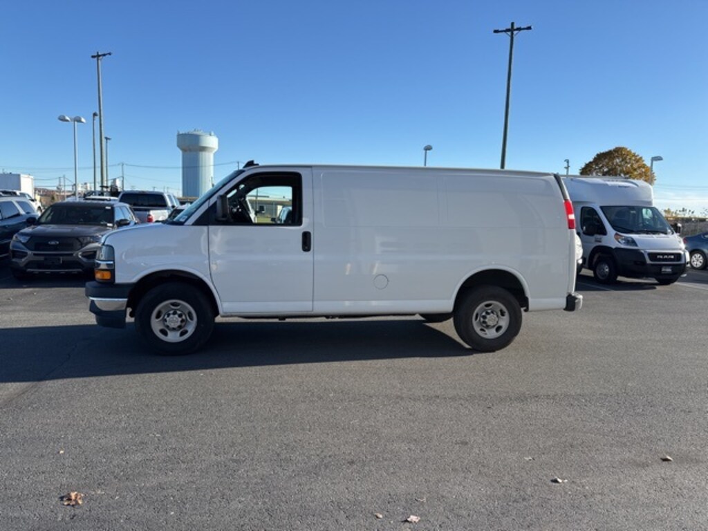 Used 2024 Chevrolet Express Cargo 2500 Work Van Van Cargo Van