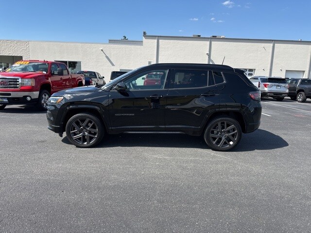 2024 Jeep Compass Limited photo 2