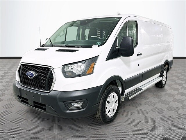 2024 Ford Transit photo 3