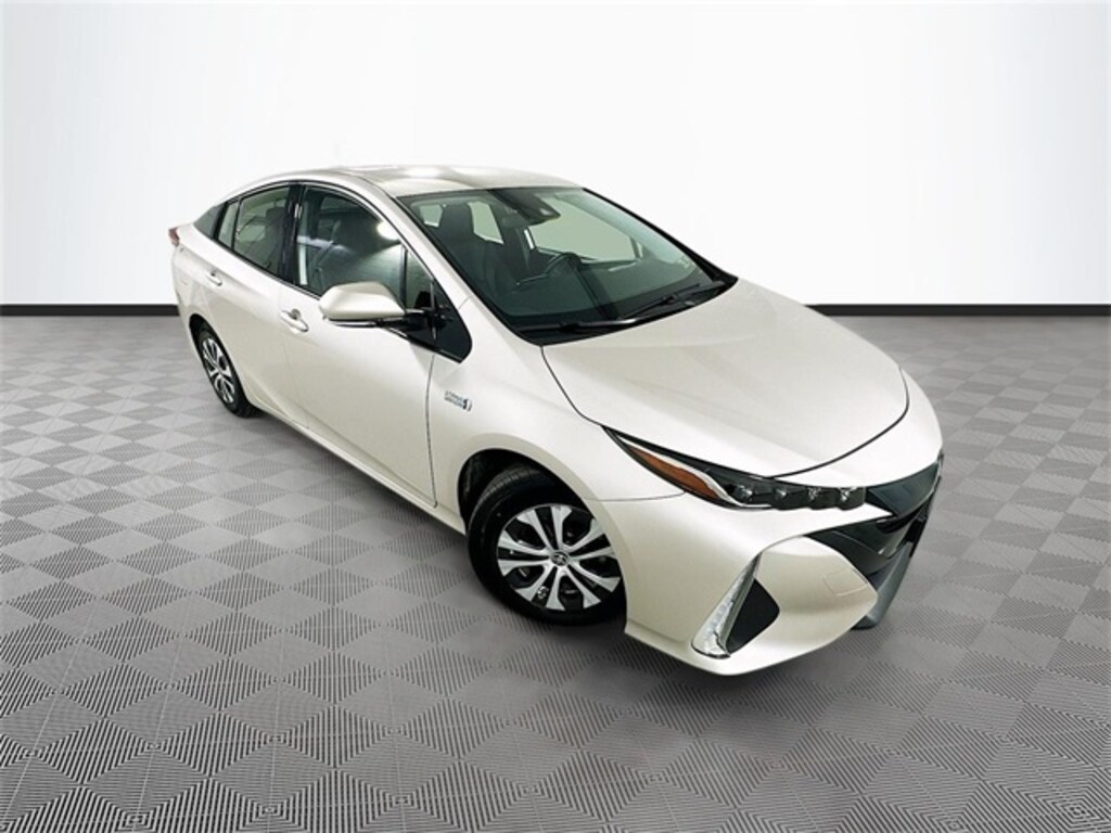 Used 2020 Toyota Prius Prime XLE Hatchback