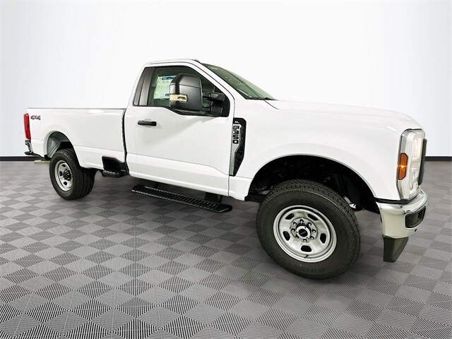 2026 Ford F-350 XL photo 2