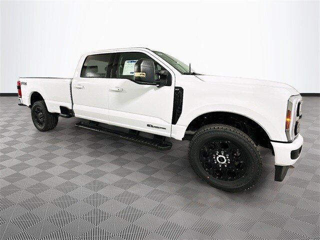 2026 Ford F-350 XLT photo 3