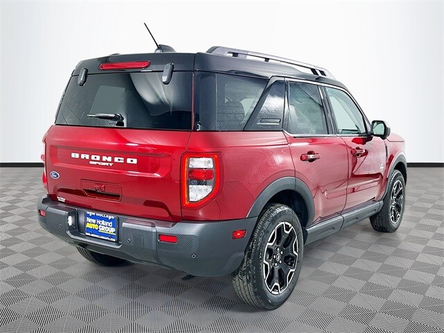2025 Ford Bronco Sport Outer Banks photo 4
