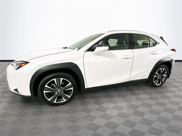2021 Lexus UX 250h photo 4