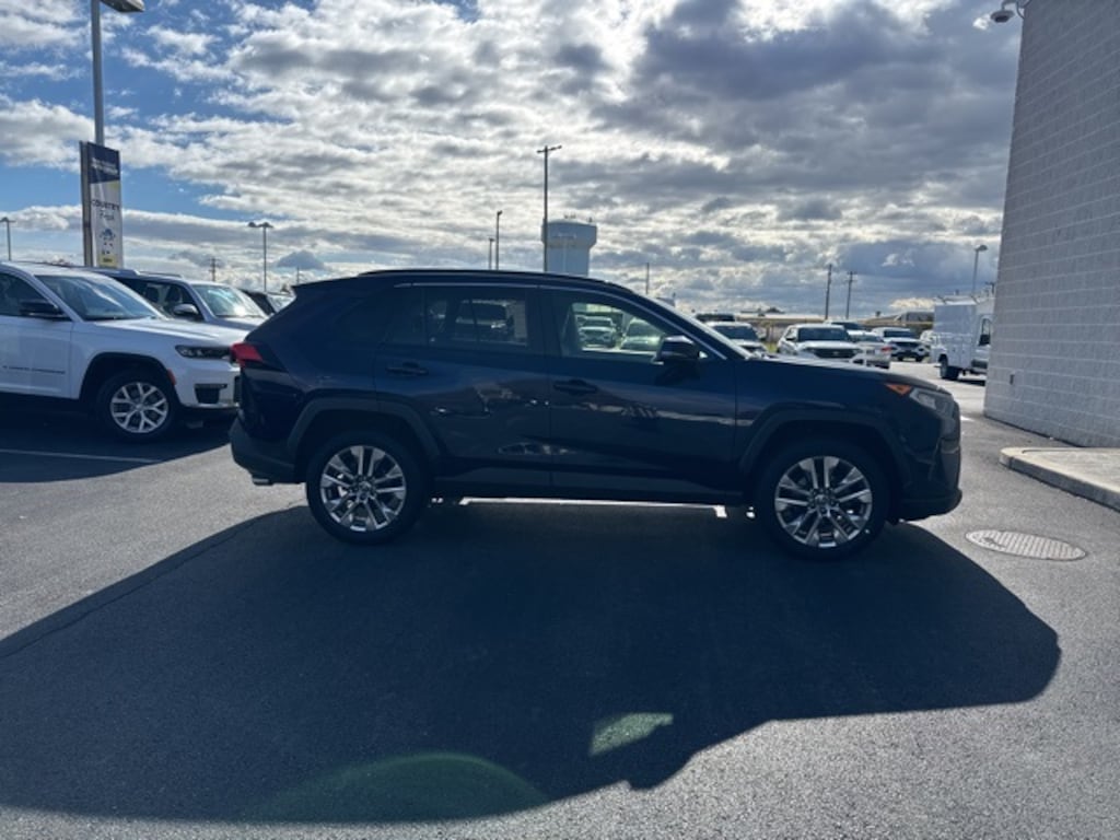 Used 2021 Toyota RAV4 XLE Premium SUV