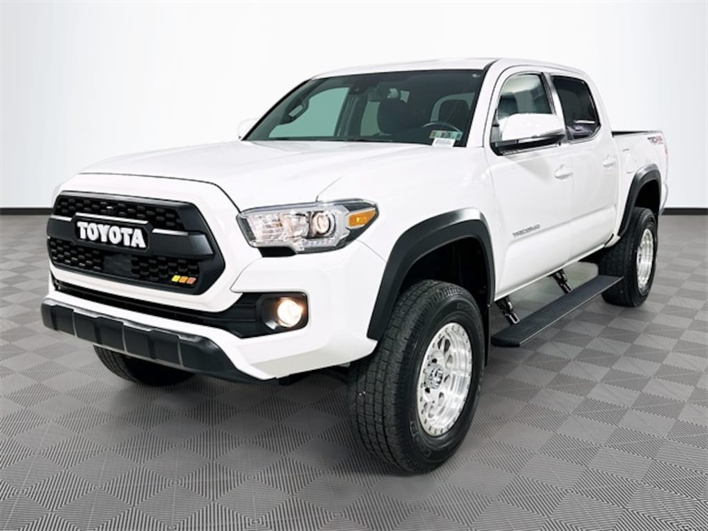 Used 2022 Toyota Tacoma TRD Off-Road Truck Double Cab