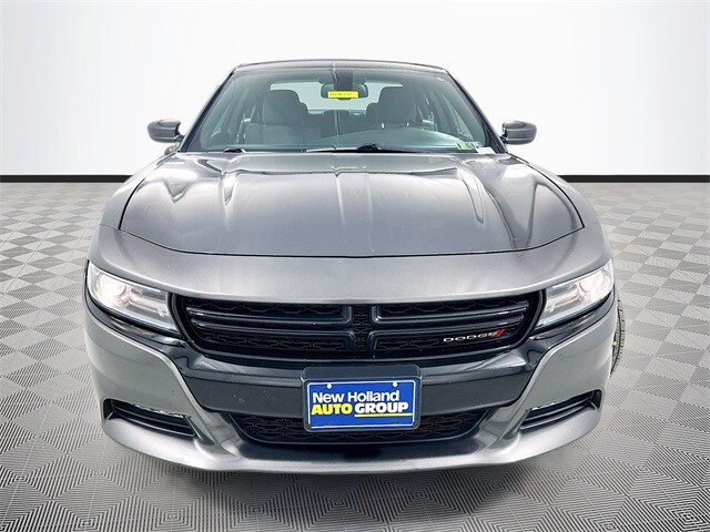 2015 Dodge Charger SXT photo 2
