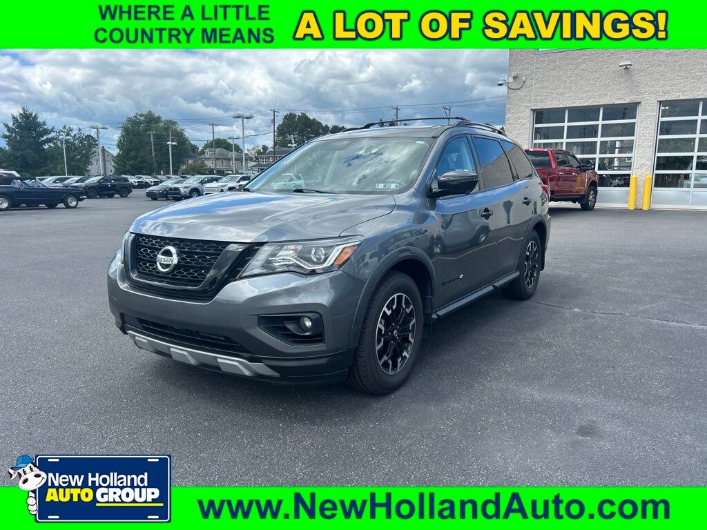 Used 2020 Nissan Pathfinder SL SUV