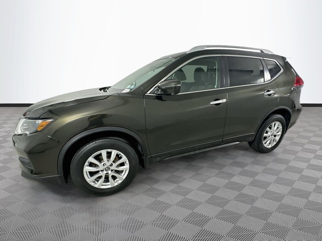 Used 2017 Nissan Rogue SV SUV